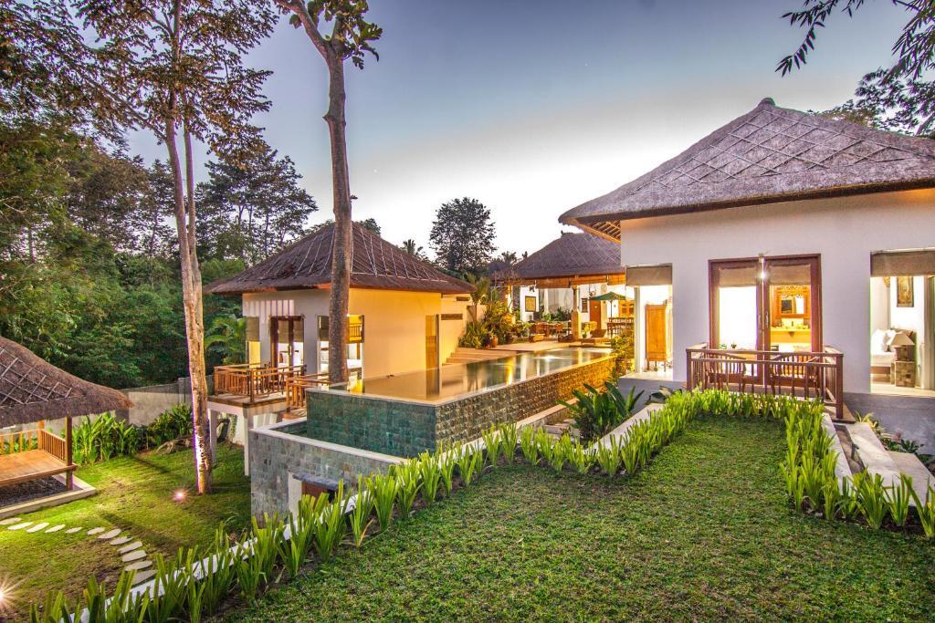 The Luku Villa Buwit Exterior photo