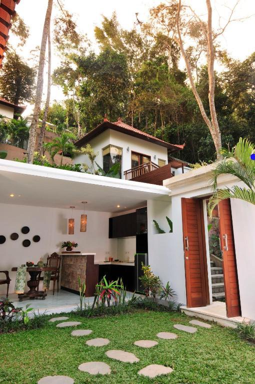 The Luku Villa Buwit Room photo