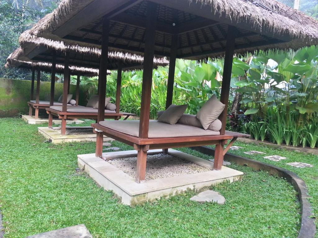 The Luku Villa Buwit Exterior photo