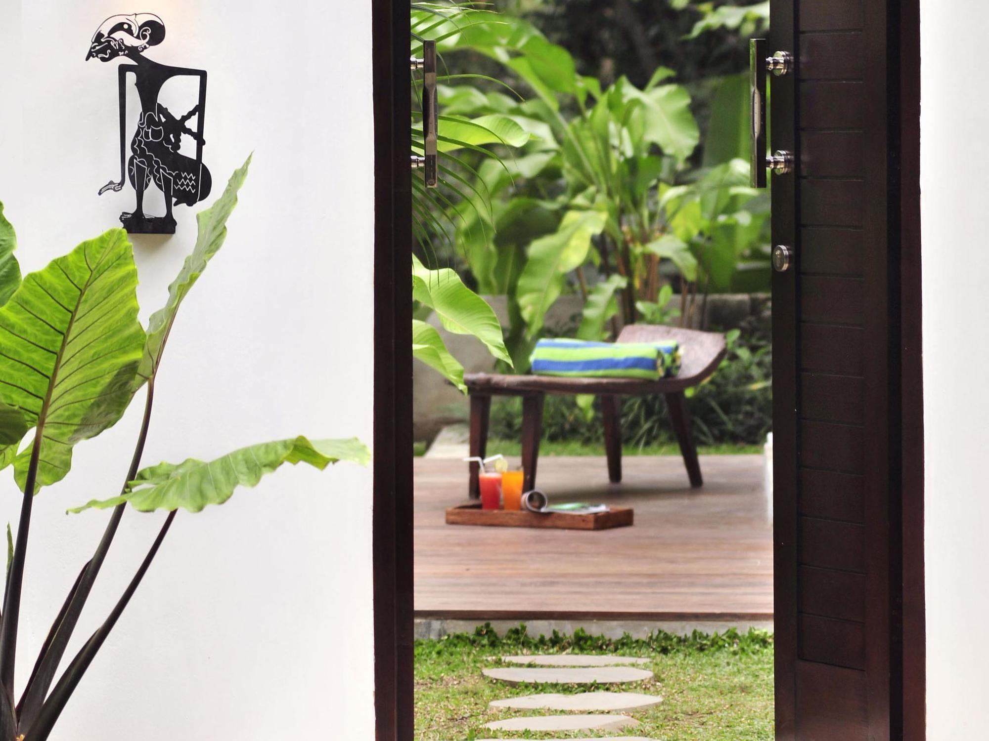 The Luku Villa Buwit Exterior photo