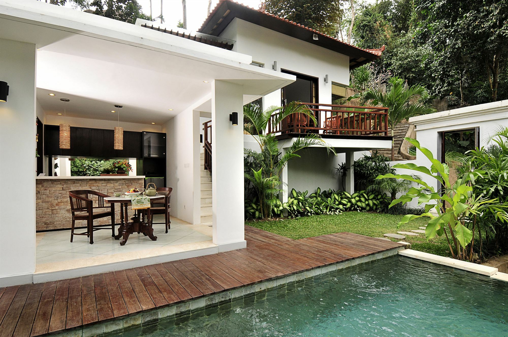 The Luku Villa Buwit Exterior photo