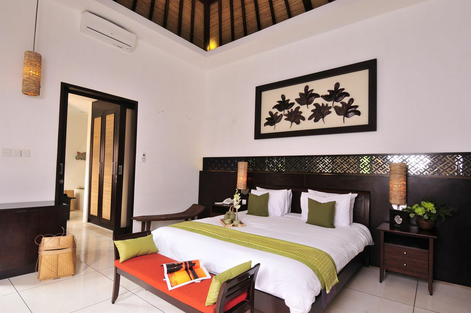 The Luku Villa Buwit Exterior photo